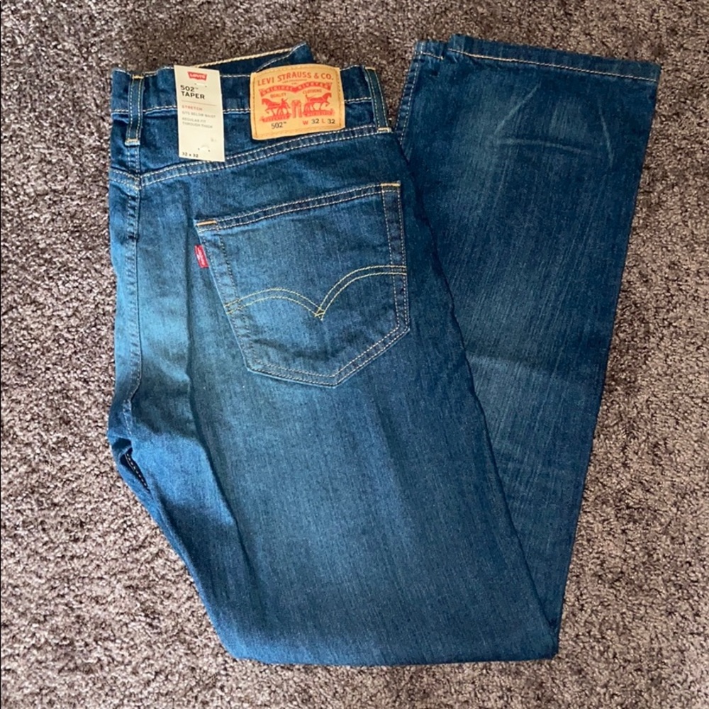 NWT Levi jeans